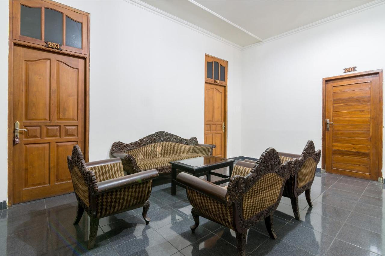 Reddoorz Near Tugu Yogyakarta Hotel Eksteriør billede