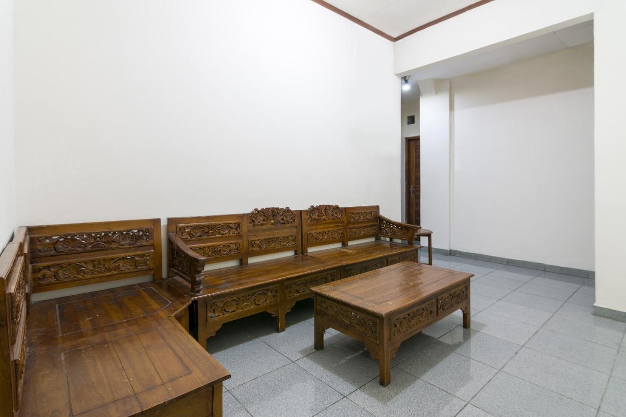 Reddoorz Near Tugu Yogyakarta Hotel Eksteriør billede