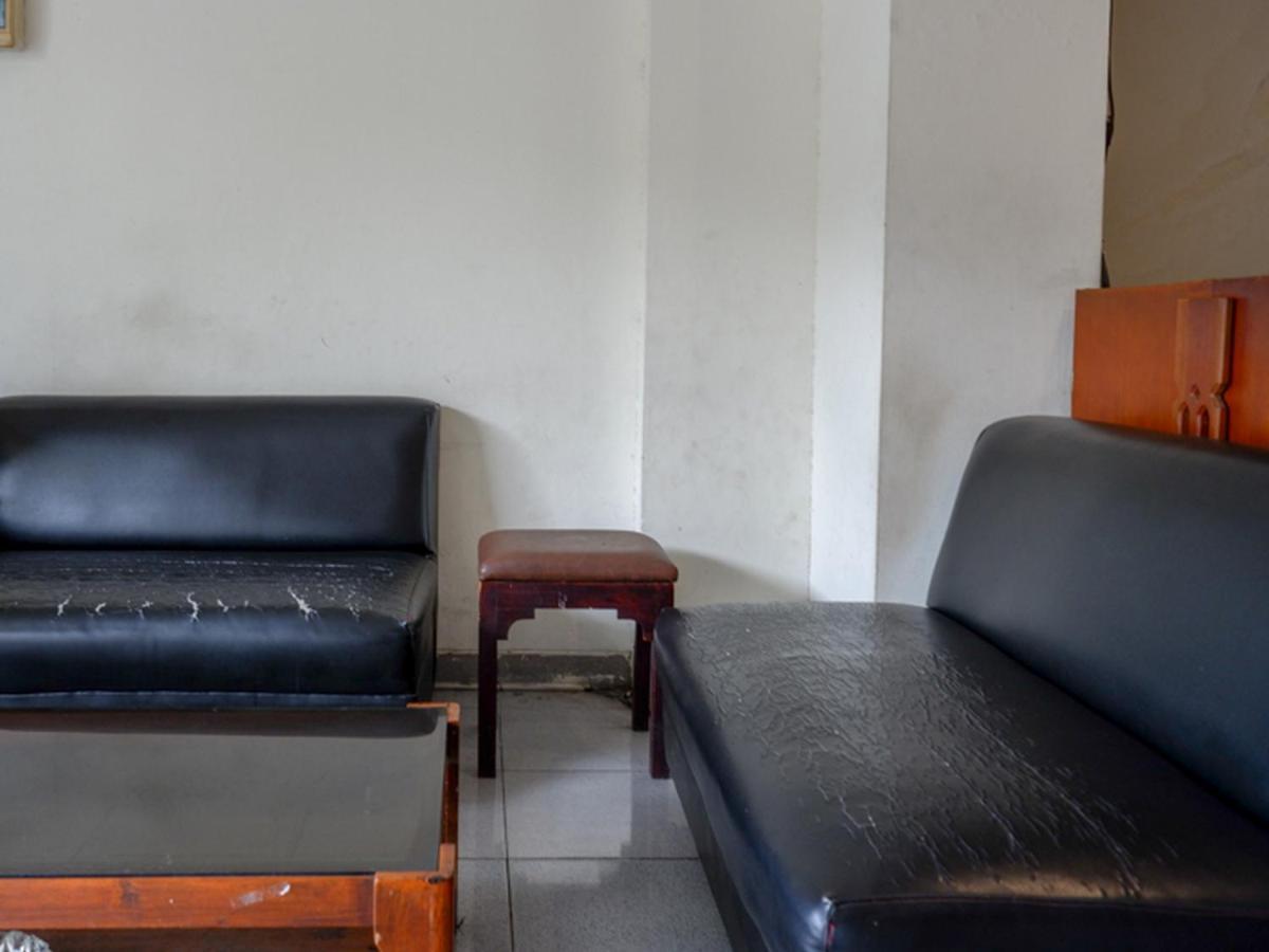 Reddoorz Near Tugu Yogyakarta Hotel Eksteriør billede